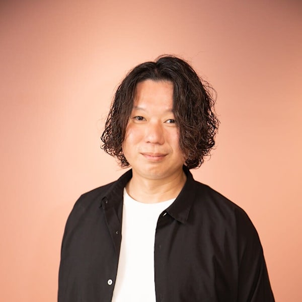 tocca hair&treatment 博多駅 博多口店【トッカ ヘアアンドトリートメント ハカタエキ ハカタグチテン】のスタッフ紹介。村勢　亮