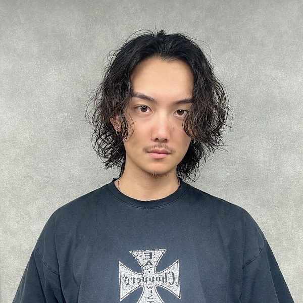 ILLUME by LINKTH 大宮 髪質改善&トリートメント【イルームバイリンクス オオミヤ カミシツカイゼンアンドトリートメント】のスタッフ紹介。Hikalu