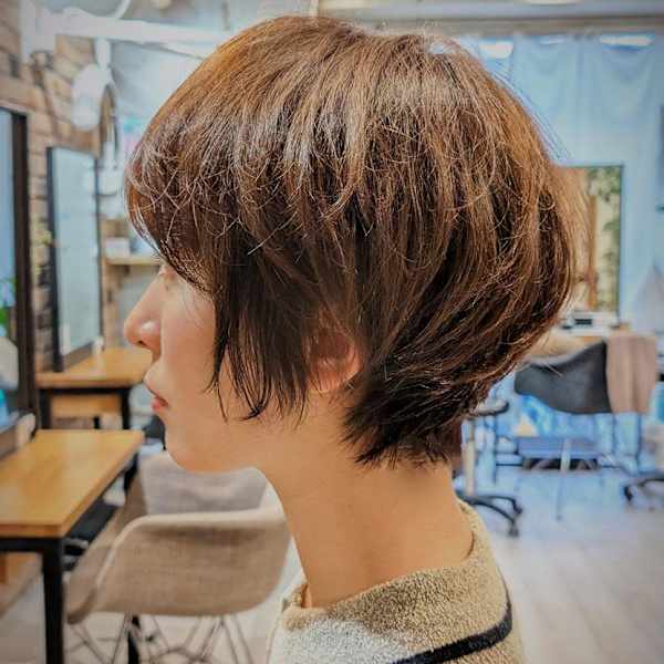 大人カジュアルなニュアンスショート