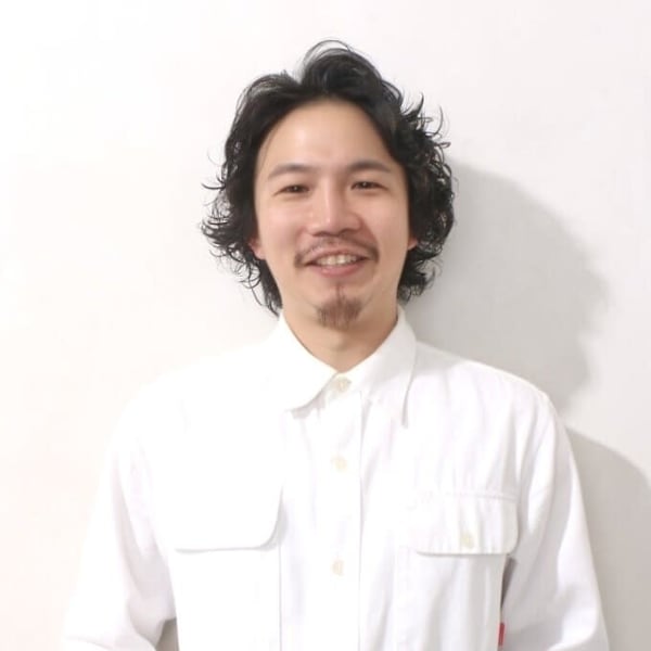 Cloe 中目黒【クロエナカメグロ】のスタッフ紹介。紫葉 寛信
