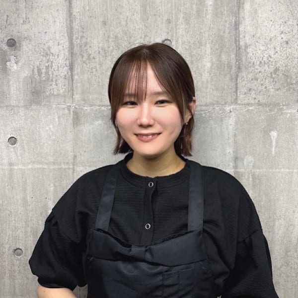 LOOK.【ルック】のスタッフ紹介。スズ