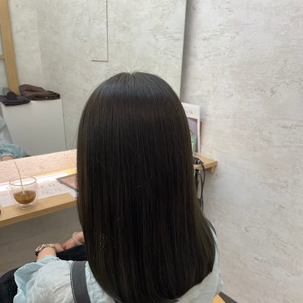 オリーブカラー