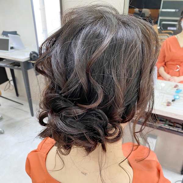 結婚パーティーヘアセットシニヨンアレンジゆるふわ池袋