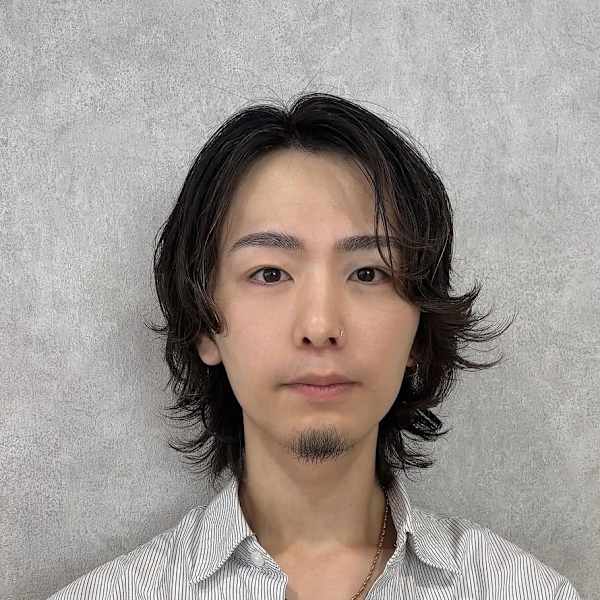 LUCK 本厚木【ラックホンアツギ】のスタッフ紹介。鈴木　俊輔【メンズのみ予約可能】