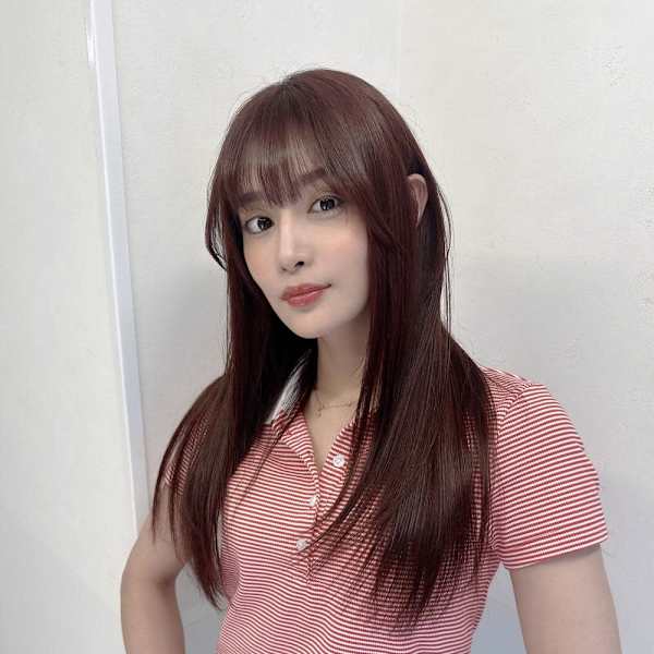 ピンクベージュカラー♪レイヤーロング♪軽めバング♪