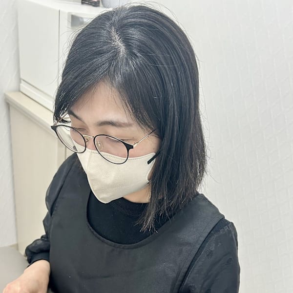 Beauty Salon mojoca【ビューティサロン モジョカ】のスタッフ紹介。リサ