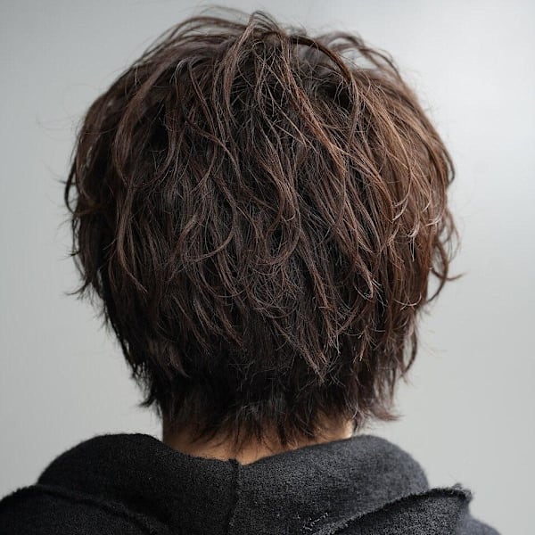 波巻きスパイラルメンズヘアマッシュツイストパーマウルフカット