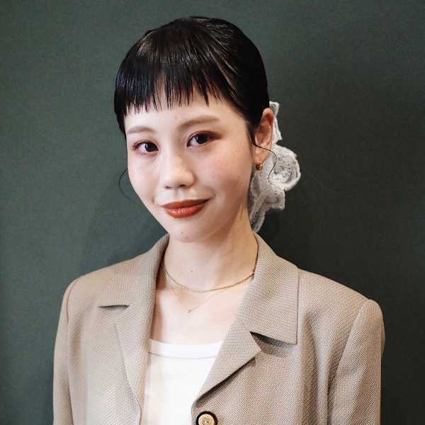 ais【アイス】のスタッフ紹介。藤井　麻美