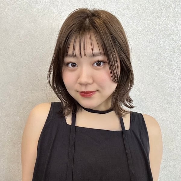 Soa 並木坂 韓国スタイル&髪質改善【eyelash併設店】【ソア】【ソア ナミキザカ カンコクスタイルアンドカミシツカイゼン アイラッシュヘイセツテン】のスタッフ紹介。Rinna