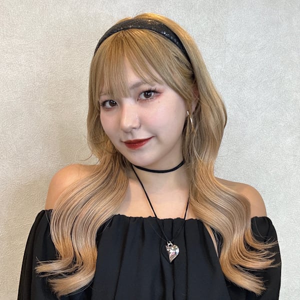 Soa 並木坂 韓国スタイル&髪質改善【eyelash併設店】【ソア】【ソア ナミキザカ カンコクスタイルアンドカミシツカイゼン アイラッシュヘイセツテン】のスタッフ紹介。Hinata
