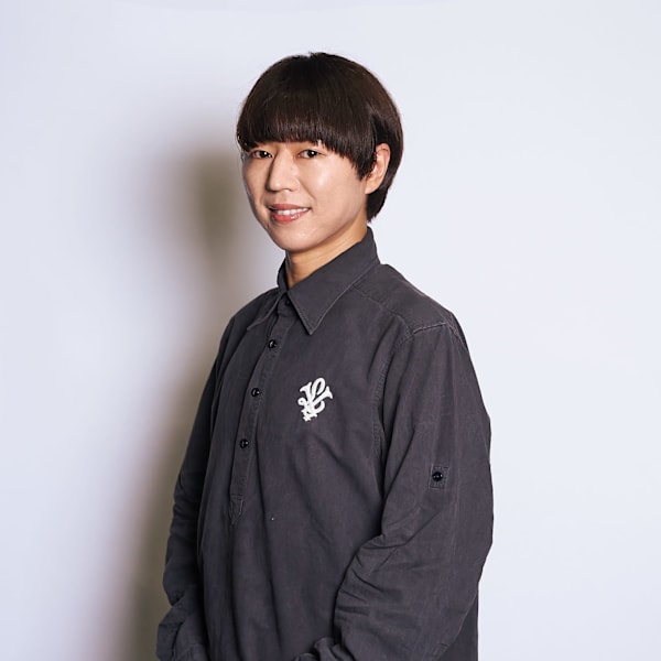 LAVIE NEW STANDARD BARBER 五反田店【ニュウスタンダードバーバーゴタンダテン】のスタッフ紹介。INOUE SHOTA