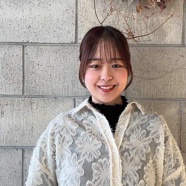 BLOCK.【ブロック】のスタッフ紹介。新吾 ありさ