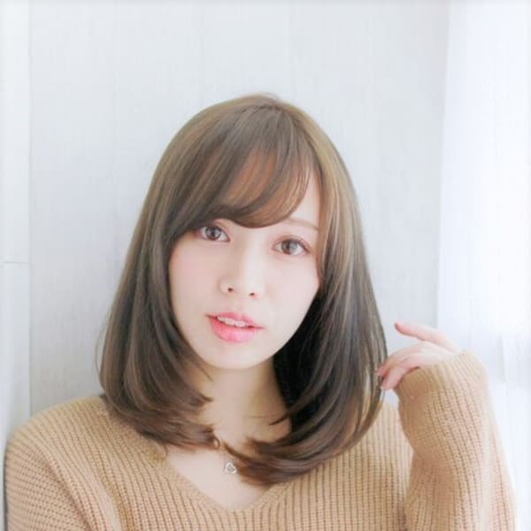 モテ髪うるツヤストレートロブ