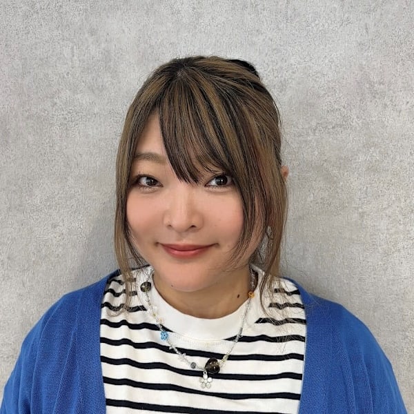 LUCK 本厚木【ラックホンアツギ】のスタッフ紹介。浅見　奈保