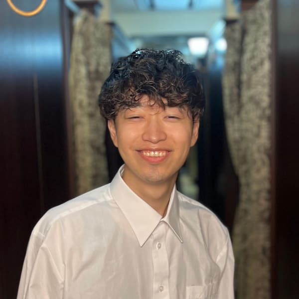 ヒロ銀座ヘアーサロン 五反田店【ヒロギンザヘアーサロンゴタンダテン】のスタッフ紹介。阿曽真樹