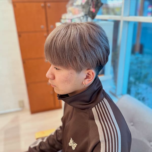 男性、女性に大人気、ミルクティーベージュ！