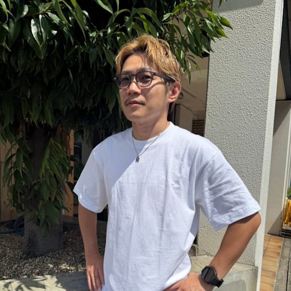 ANSA hair 小倉店【アンサヘアー コクラテン】のスタッフ紹介。植田