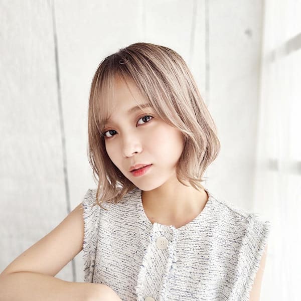 ハイトーンベージュのくびれボブスタイル|hair make nalu 荻窪西口 白山神社参道通り店