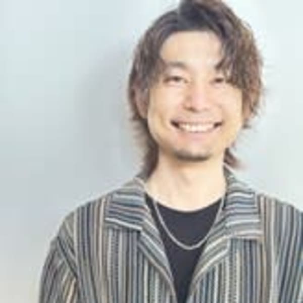 EARTH/A アクロスプラザ与次郎店【アース オーセンティック アクロスプラザヨジロウテン】のスタッフ紹介。柳田 和明