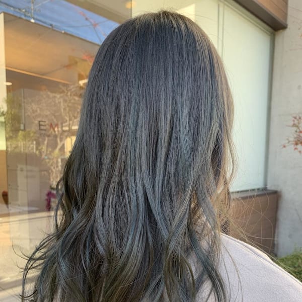 ◯赤みカバーに！透明感ブルーグレー◯