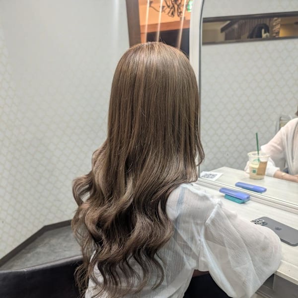 ブラウンヘアーもお任せください!