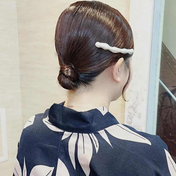 《みひろ》タイトシニヨン／浴衣着付け