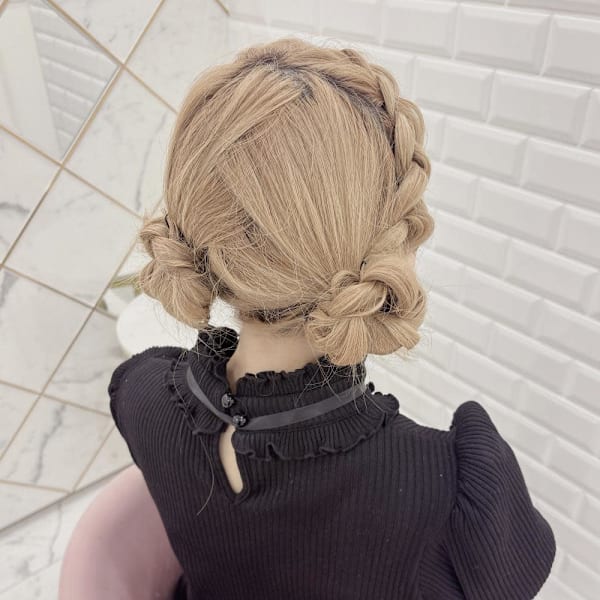 首元すっきり編み込みツインお団子＊まゆ