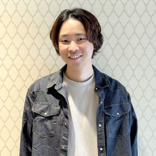 NYNY テラッソ姫路店【ニューヨークニューヨーク テラッソヒメジテン】のスタッフ紹介。藤城 建太