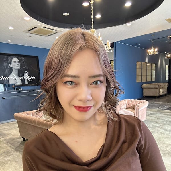 HAIR & MAKE EARTH 小松店【ヘアメイクアース コマツテン】のスタッフ紹介。加藤 ティファニー サユリ