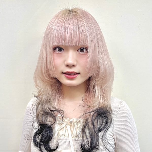 COVER HAIR bliss【カバーヘア ブリス】大宮/大宮西口店【カバー ヘア ブリス オオミヤ オオミヤニシグチテン】のスタッフ紹介。本多 奏音