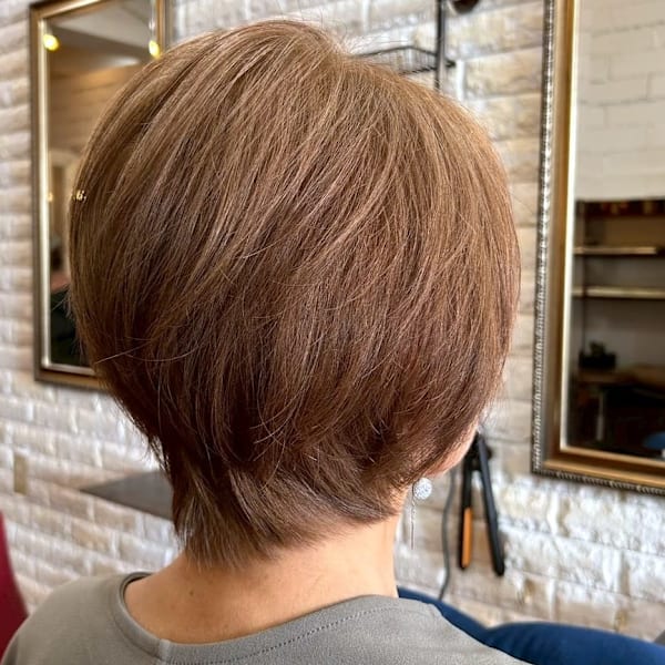 ショートマッシュ レイヤーカット 明るめベージュ 40代|atelier mim