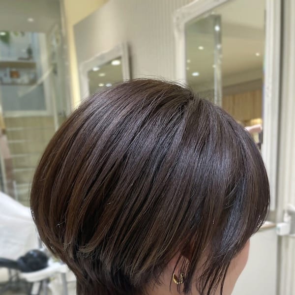 キレイめショートボブ