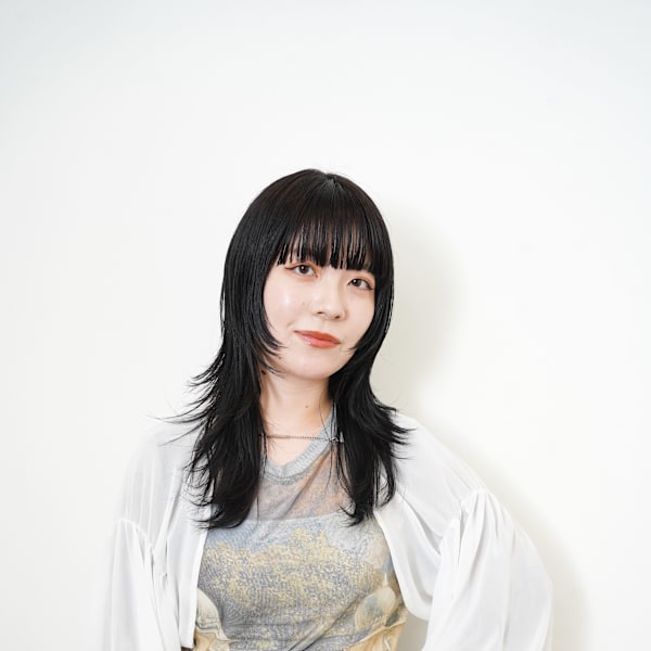 eclat hair’s BEAU group【エクラ ヘアーズ ボウ グループ】のスタッフ紹介。大久保 梨音