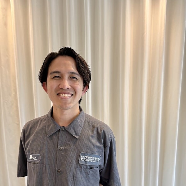 半個室型美容室 Sourire 馬出店【ハンコシツガタビヨウシツスーリールマイダシ】のスタッフ紹介。荒木 康太