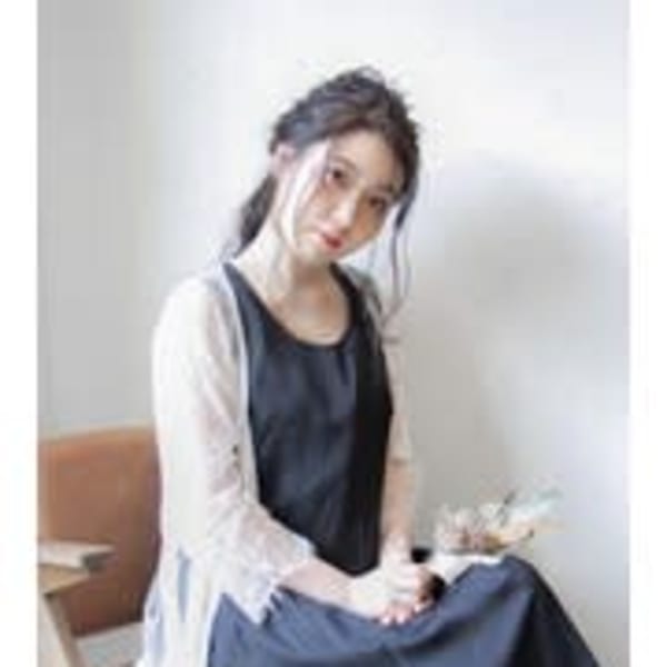 ポニーテール×ルーズアップ