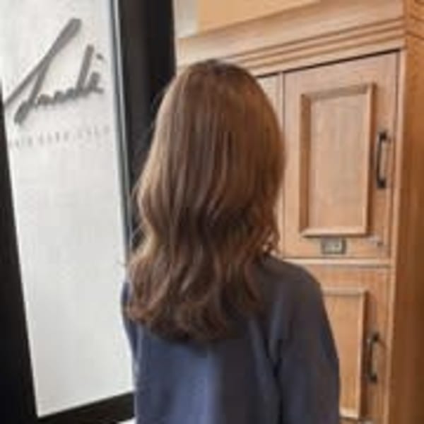 ニュアンスカラー×フェミニンロング(白髪染め可)|Laedi