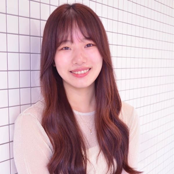nouvelle.女性専門サロン【ヌーヴェルジョセイセンモンサロン】のスタッフ紹介。下坂　莉穂