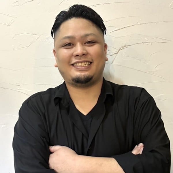 THIS IS BARBER 2nd【ディスイズバーバーセカンド】のスタッフ紹介。奈良 朴耀
