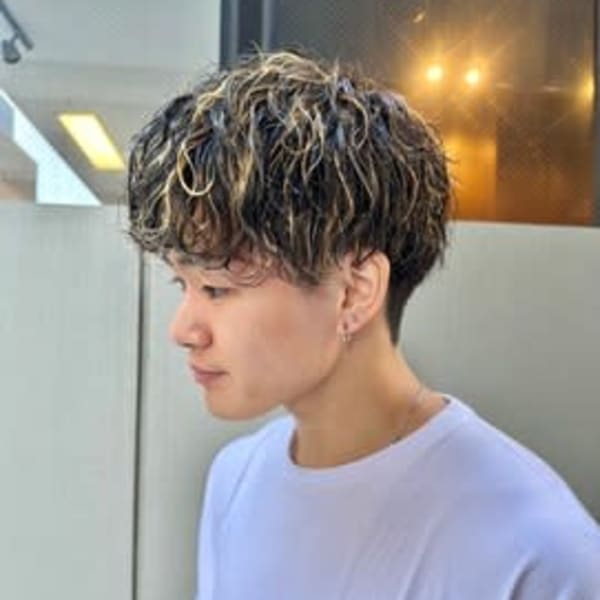 メンズカット+メンズパーマ+スタイリングレクチャ|Velvet