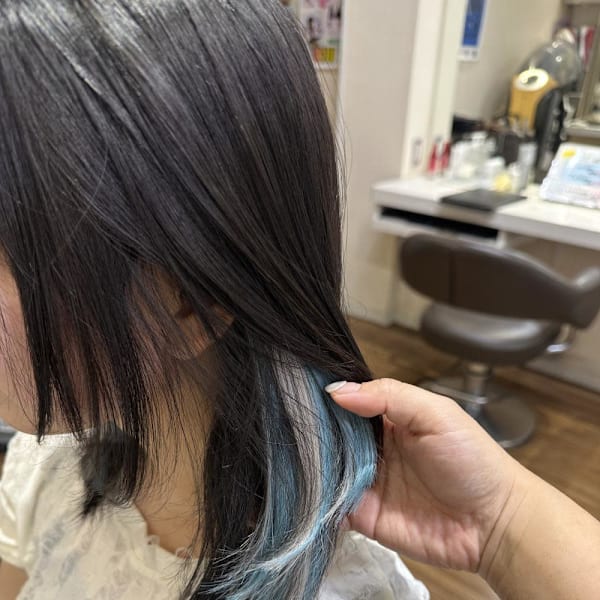 エクステでできるインナーカラー【ホワイトブルー】