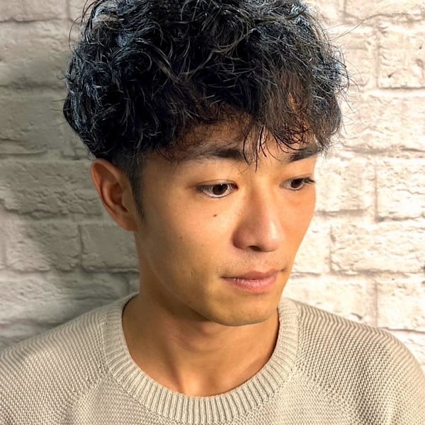 波打ちパーマスタイル