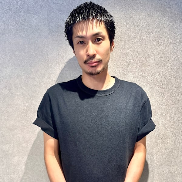 【全席半個室サロン】Natural 元住吉店【ナチュラルモトスミヨシテン】のスタッフ紹介。宮原 陵