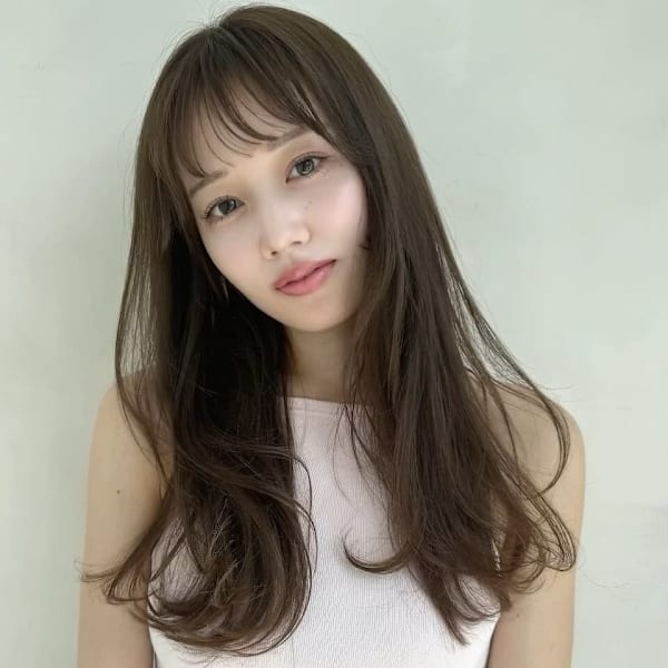 レイヤーカット/セミロング/グレージュ/大人かわいい|ZACC vie 【ザック ヴィ】