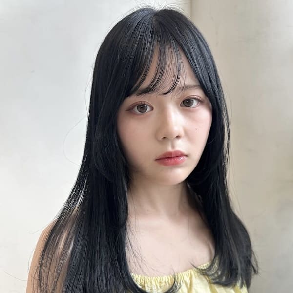 姫カットレイヤー×シースルーバンク/透明感アッシュグレージュ|ZACC raffine【ザック ラフィネ】