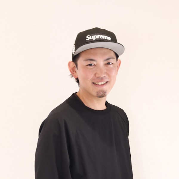 sie by KENJE【シエ バイ ケンジ】のスタッフ紹介。汐見 悠佑