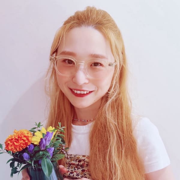 hair+resort lagoon【ヘアリゾートラグーン】のスタッフ紹介。荻野　美紀