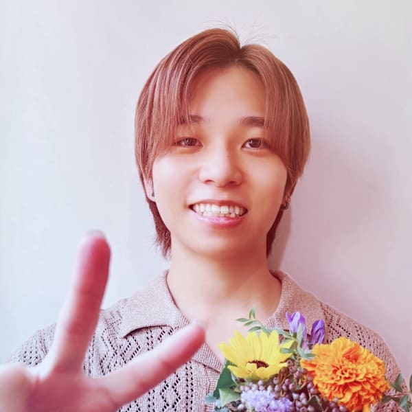 hair+resort valentine【ヘアリゾートバレンタイン】のスタッフ紹介。榎戸　怜真