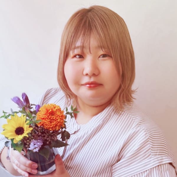 albero【アルベロ】のスタッフ紹介。志村　楓