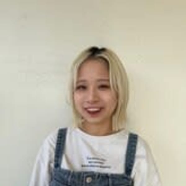 SARA Beauty Sight 古賀店【サラ ビューティー サイト コガテン】のスタッフ紹介。長岡 かすみ