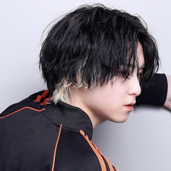 コンマヘアメンズウルフインナーカラー